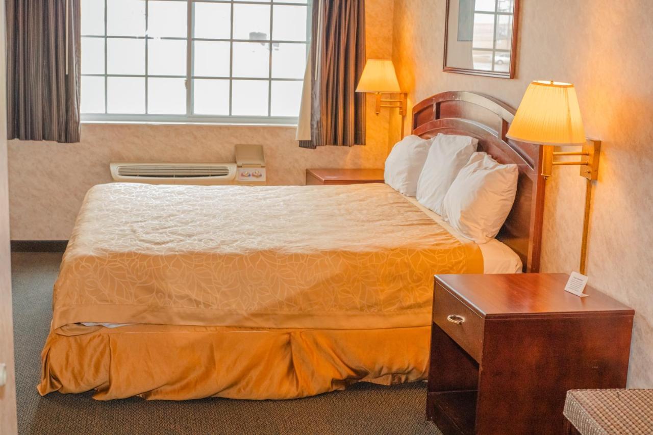 Colfax Inn Bagian luar foto