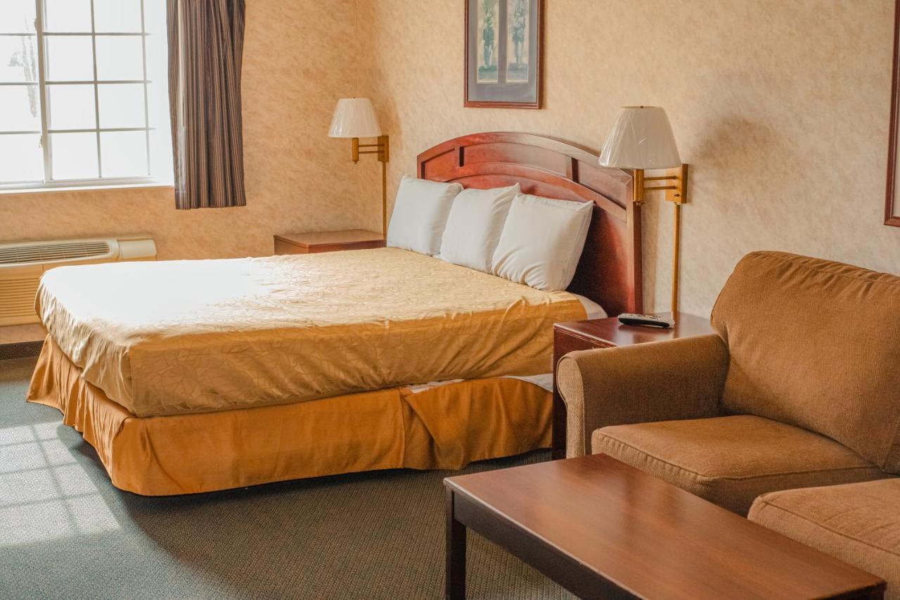 Colfax Inn Bagian luar foto
