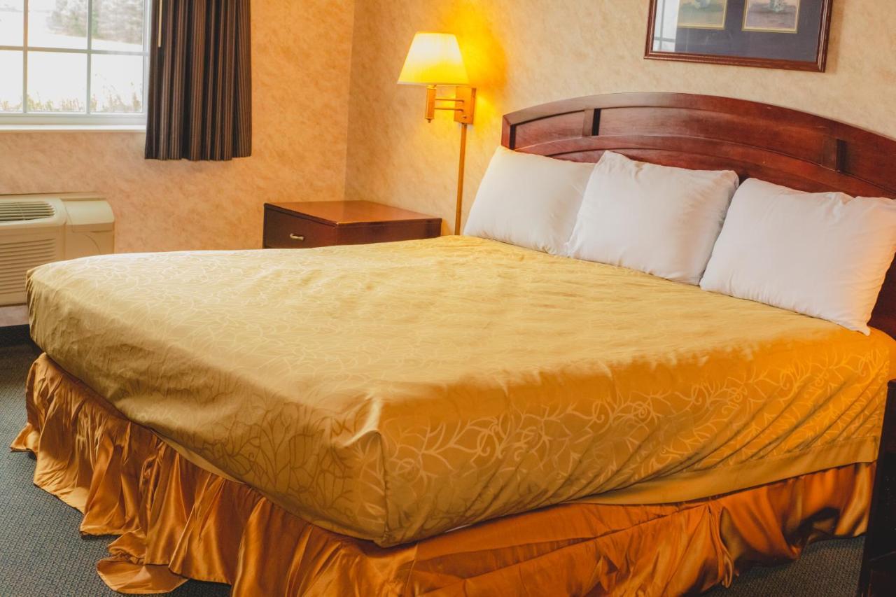 Colfax Inn Bagian luar foto