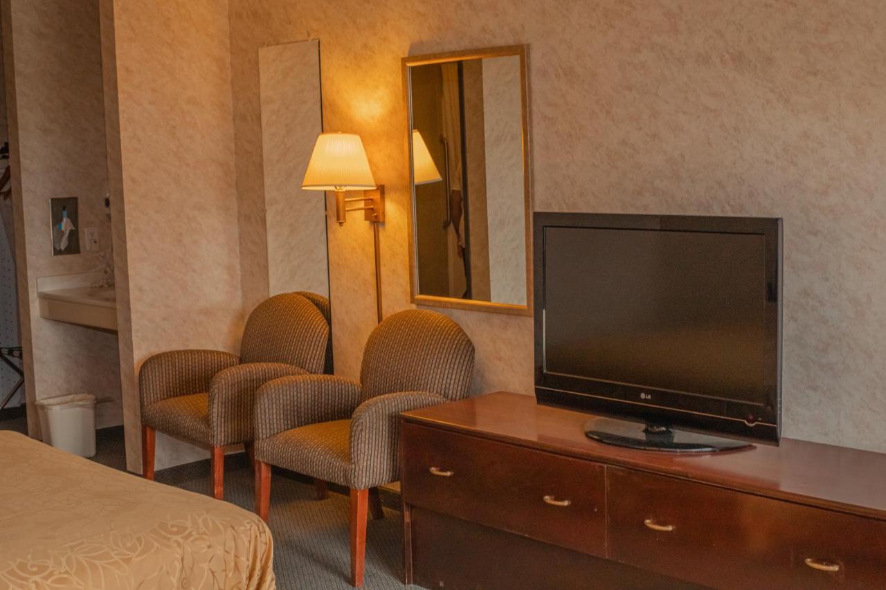 Colfax Inn Bagian luar foto