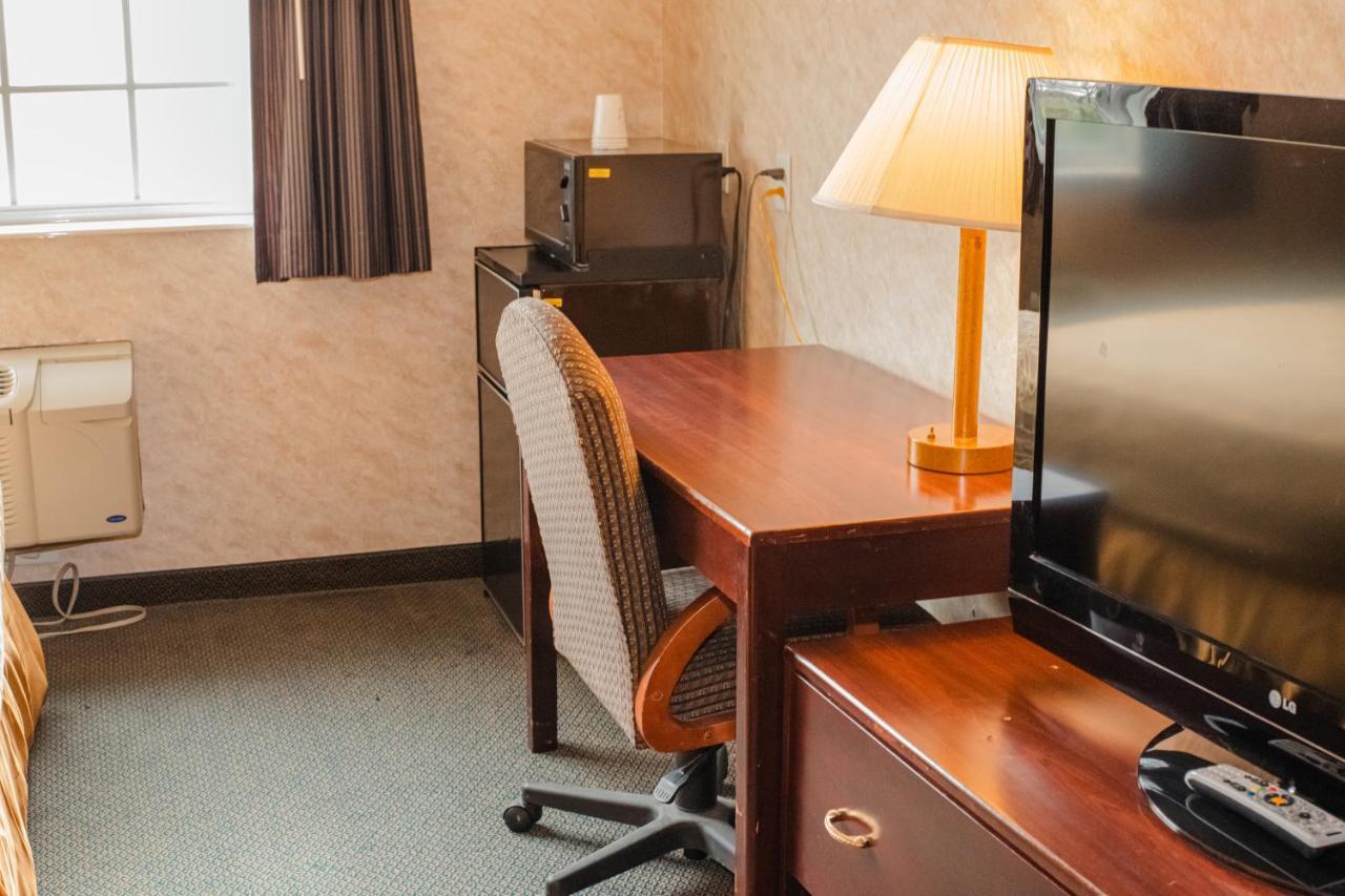 Colfax Inn Bagian luar foto